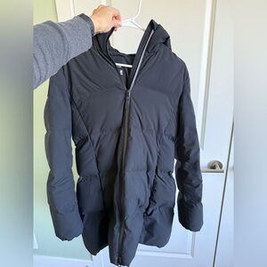 Uniqlo Seamless Down Short Coat in Black Size Small